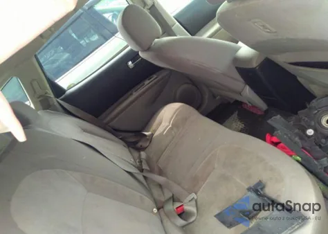 2010 Nissan Rogue S z USA, uszkodzony, nr VIN JN8AS5MT5AW021946